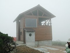 トイレ付き展望台