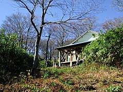 デッキが付いた神大ヒュッテ