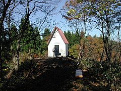 新しい東尾根避難小屋
